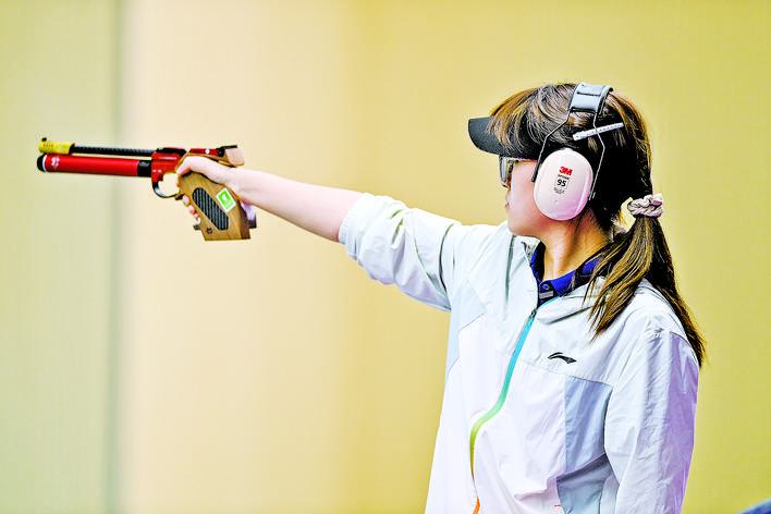 动魄的逆袭, 记者 动魄的逆袭, 记者